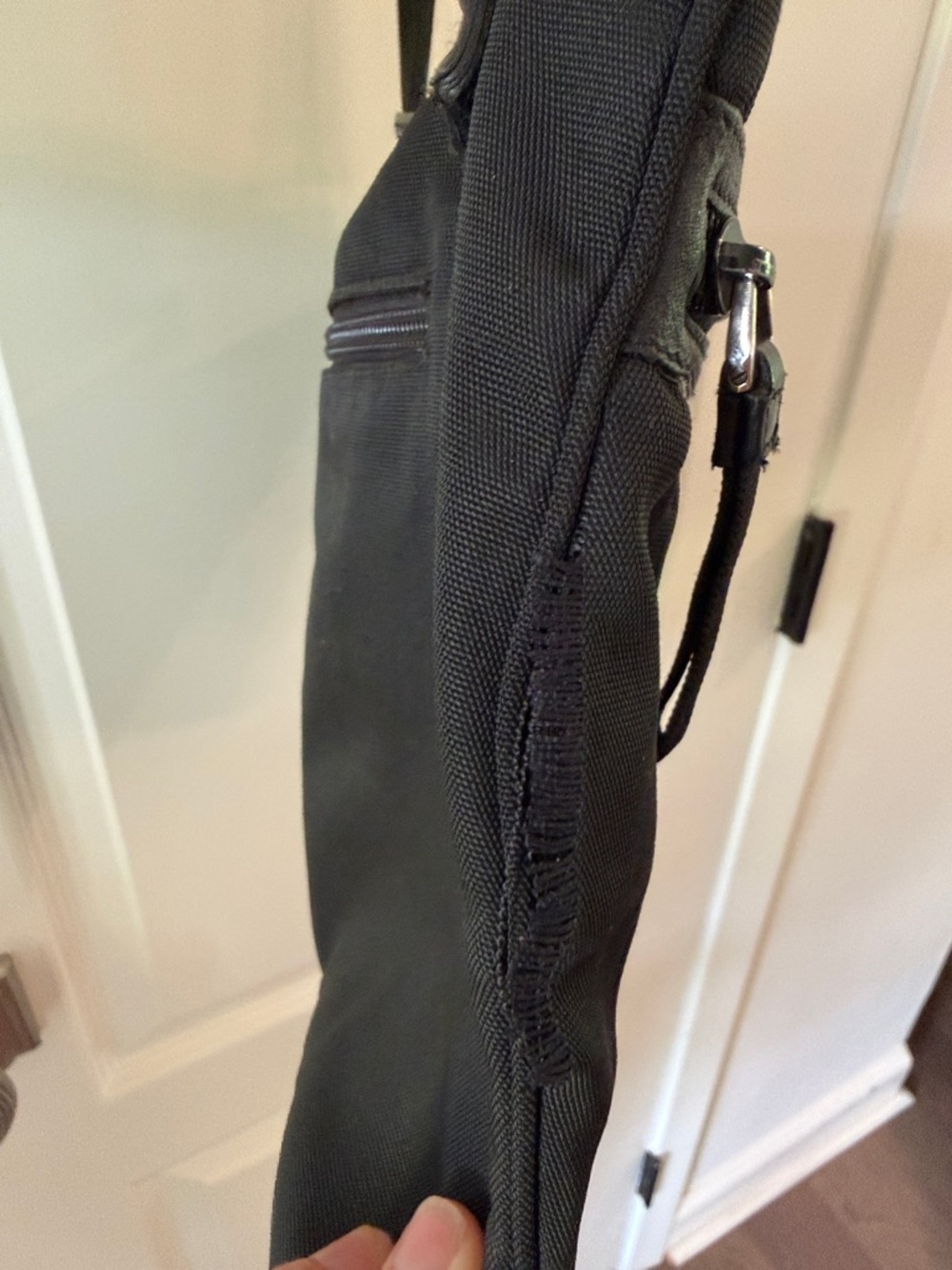 Authentic Gucci Nylon/Leather Messenger Shoulder Bag•Black•DAMAGED•See photos - Picture 11 of 15